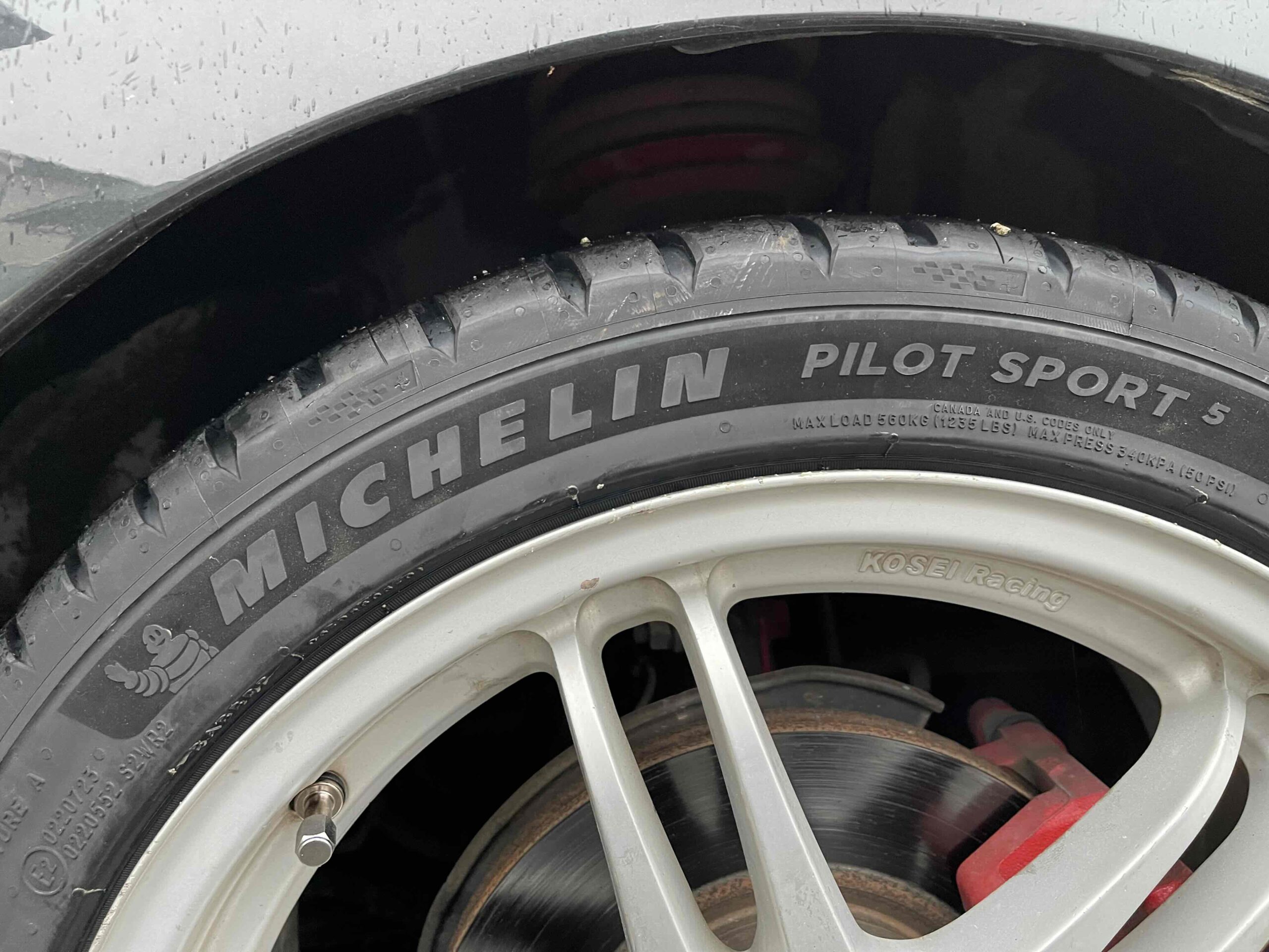 MICHELIN(ミシュラン）PILOT SPORT5(パイロットスポーツ5）にタイヤ